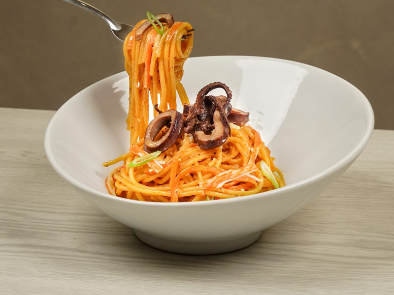 Aligue Seafood Pasta, made with Hunt's Tomato Paste