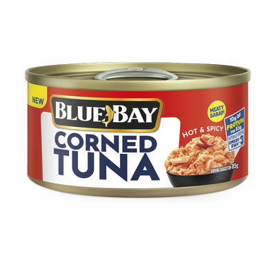 Blue Bay Corned Tuna, Hot & Spicy flavour strip, 85g can, 3/4 angle