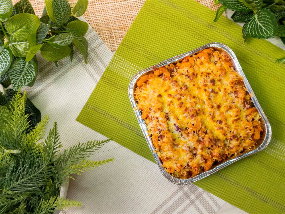 Corned beef baked macaroni finished in a foil catering tray, a menu application for Argentina Fresh Corned Beef